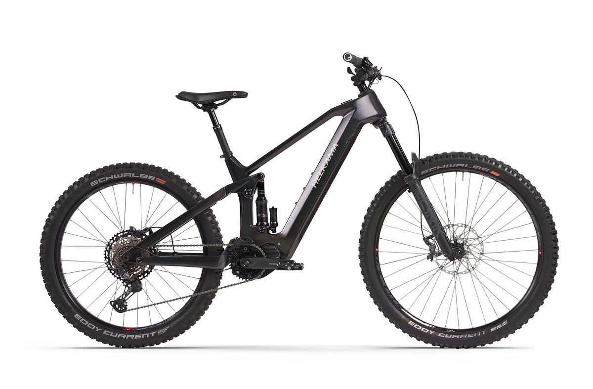 Helkama Carbon X 12v 29&rdquo; 27,5&rdquo; s&auml;hk&ouml;maastopy&ouml;r&auml;