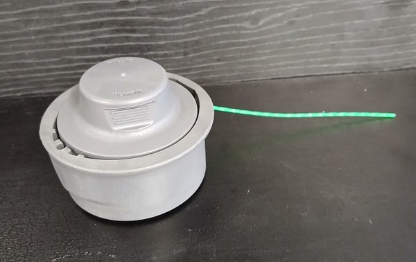 Siimap&auml;&auml; Husqvarna 136LiL trimmeriin