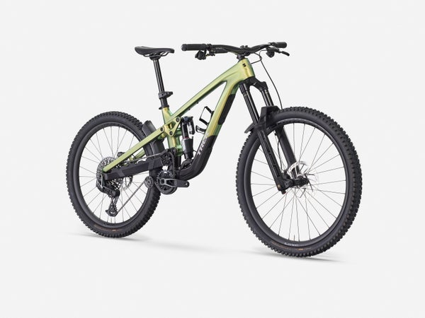 Trek Slash 9.9 X0 AXS T-Type Gen 6 t&auml;ysjousto maastopy&ouml;r&auml;