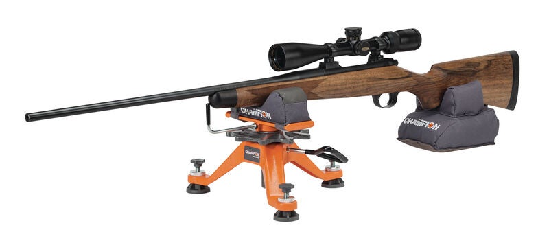 Champion Tri- Stance s&auml;&auml;dett&auml;v&auml; ampumatuki