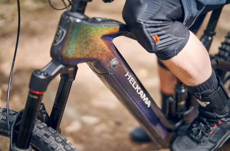 Helkama Carbon X 12v 29&rdquo; 27,5&rdquo; s&auml;hk&ouml;maastopy&ouml;r&auml;