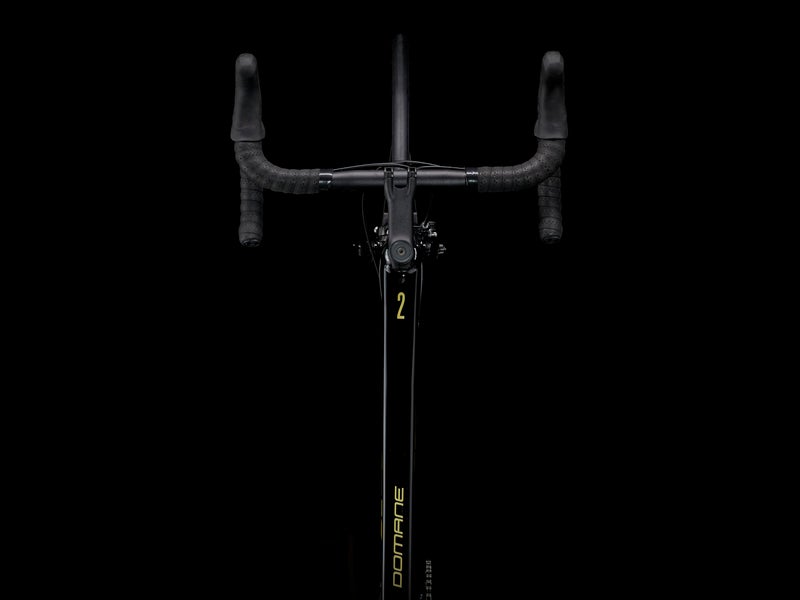 Trek Domane AL 2 maantiepy&ouml;r&auml;