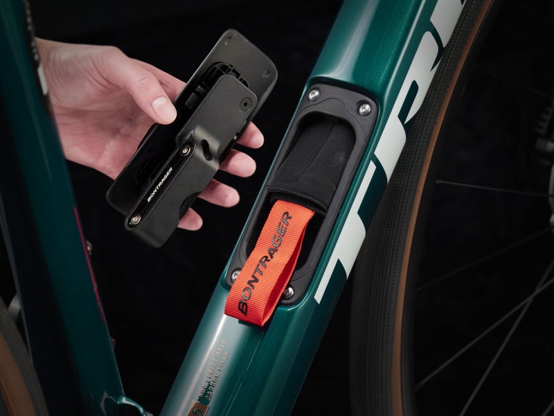 Trek Domane SL 5 Gen 4 maantiepy&ouml;r&auml;