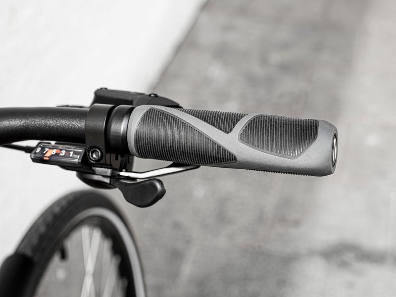 Trek FX 2 Disc varusteltu hybridipy&ouml;r&auml;