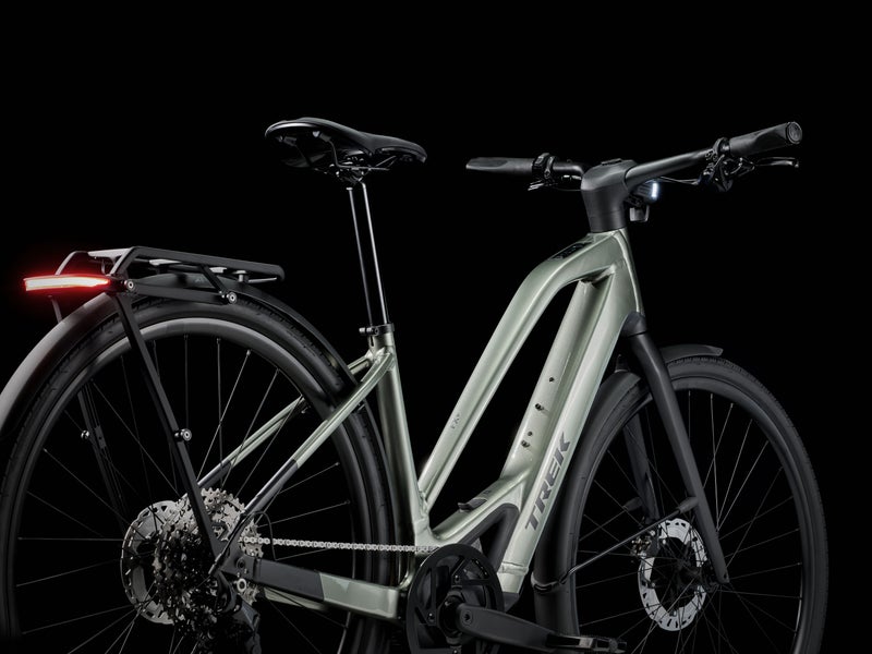 Trek FX+ 7 Mid-step s&auml;hk&ouml;hybridipy&ouml;r&auml;
