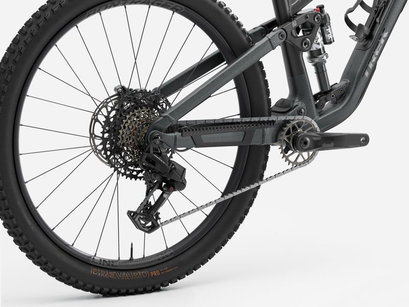 Trek Fuel EX 8 Gen 7 t&auml;ysjoustomaastopy&ouml;r&auml;