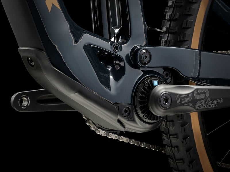 Trek Fuel EXe 8 XT t&auml;ysjousto s&auml;hk&ouml;maastopy&ouml;r&auml;