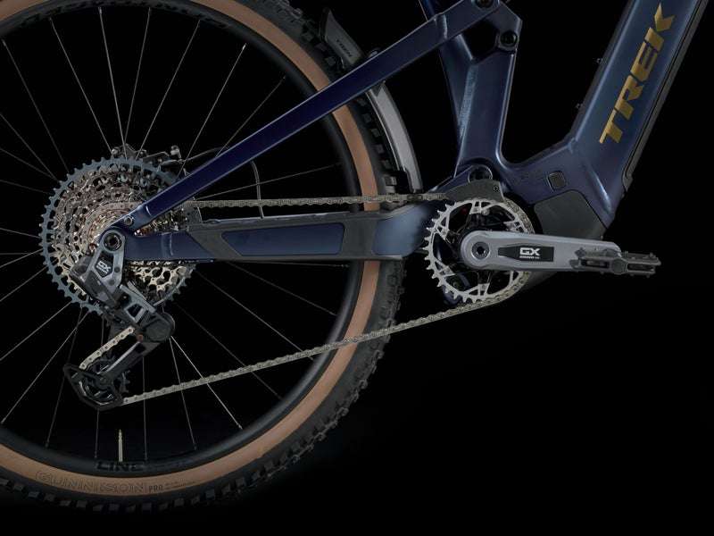 Trek Powerfly FS+ 8 Gen 4 t&auml;ysjousto s&auml;hk&ouml;maastopy&ouml;r&auml;