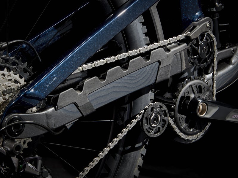 Trek Slash 8 Gen 6 t&auml;ysjousto maastopy&ouml;r&auml;
