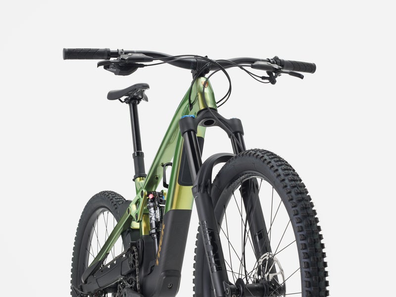Trek Slash+ 9.7 t&auml;ysjousto s&auml;hk&ouml;maastopy&ouml;r&auml;
