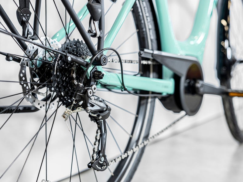 Trek Verve+ 2 Lowstep s&auml;hk&ouml;avusteinen kaupunkipy&ouml;r&auml;